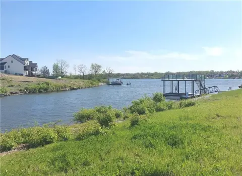 Lakefront Lot Ready for Home