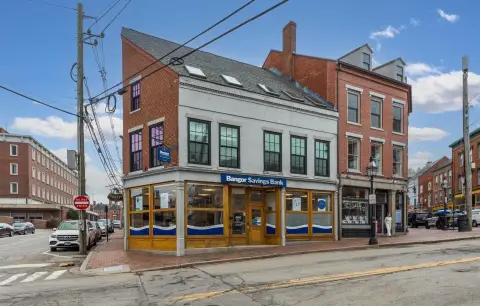 Downtown Portsmouth Mixed-Use Building
