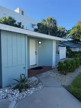 Short-Term Rental Portfolio with Community Pool
