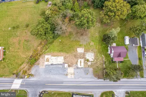 Residential Land in Walnut Bottom
