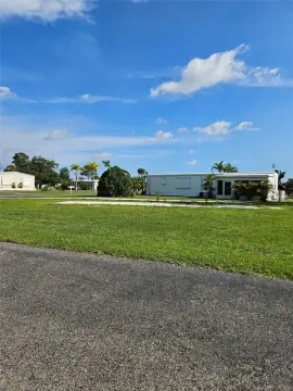 Land in Waterfront Community