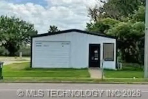 Storage Warehouse Property