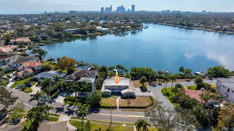 Waterfront Land on Coffee Pot Bayou