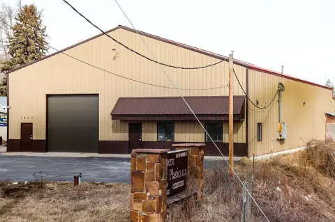 Flex Space with Divisible Warehouse