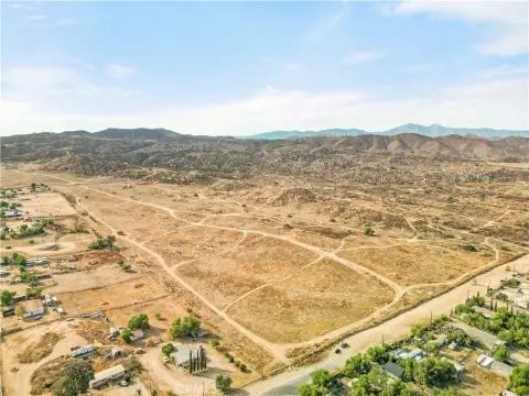 Perris Land Parcel Package