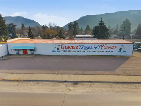 Commercial Space in Columbia Falls