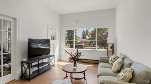 Triplex with Remodeled Lower Units