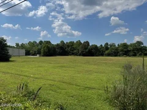 Prime Commercial Land Opportunity