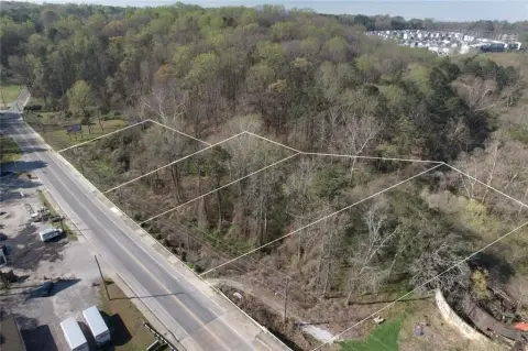 Residential Lots in Growing Area