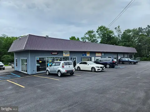 Four-Bay Service Garage