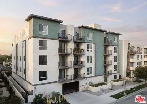 Modern Apartments Near Metro Station