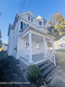 Updated Duplex in Wilkes-Barre