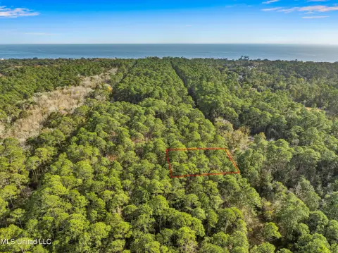 Residential Land in Ocean Springs