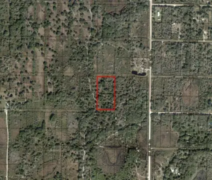 Oak-Studded Agricultural Land