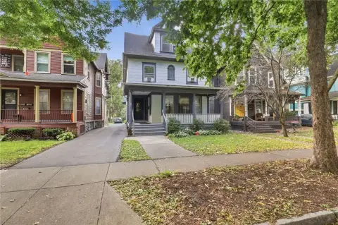 Quadplex with Off-Street Parking