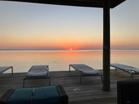 Bayfront Property with Bay Views