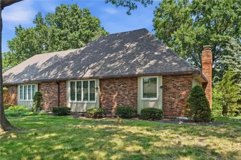 Duplex with Two One-Car Garages