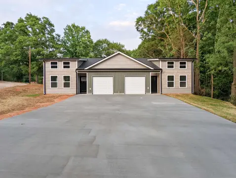 Newer Duplex on Large Lot