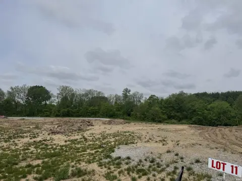 Residential Land in Huntertown, IL