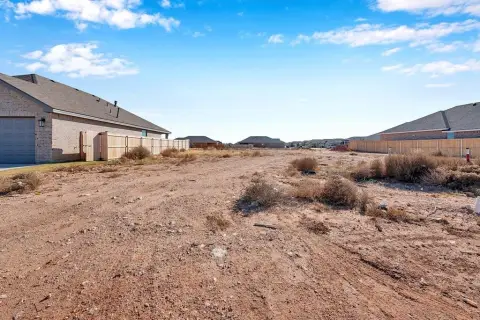 Residential Land in Midland, TX