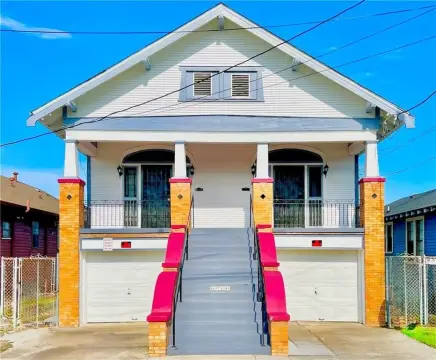 Duplex with Downstairs Conversion Potential