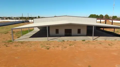 Spacious Midland Flex/Industrial Property
