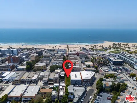 Vacant Lot in Prime Venice