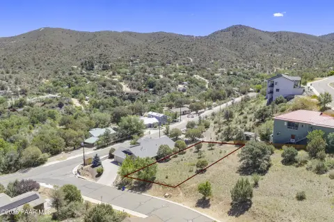 Residential Land in Prescott Summit