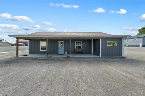 Turn-Key Bar and Grill Business