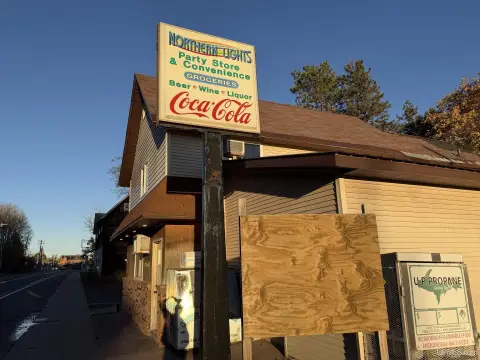 Storefront with Apartment in Hubbell