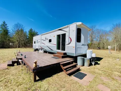 Northwoods Retreat on Wooded Acreage