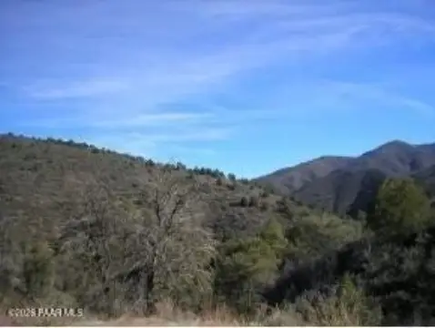 Secluded Mountain Land Near Prescott