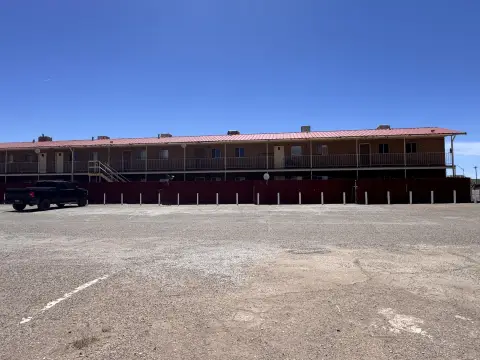 17-Unit Multifamily with Expandable Lot