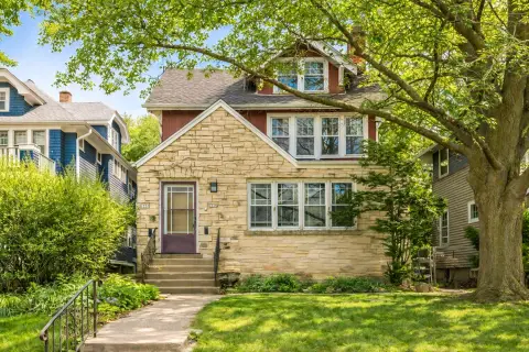 Milwaukee Duplex with Income Potential