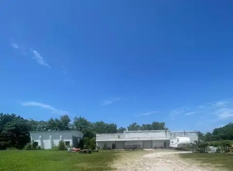 Warehouse with Office and Restrooms