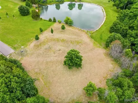 Lakefront Residential Homesite