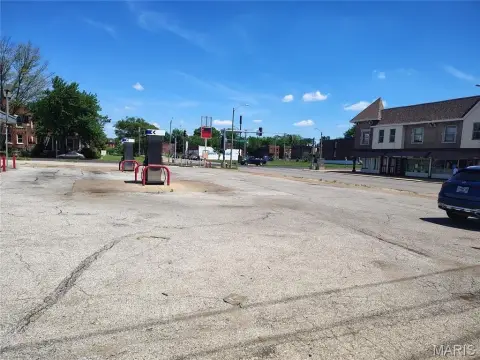 Closed Gas Station with Parking