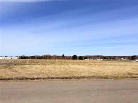 Residential Land in Augusta, WI