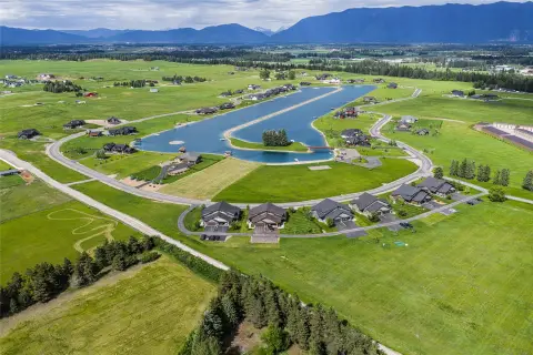 Waterfront Residential Homesite with Utilities