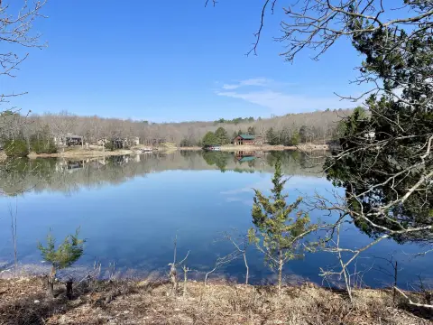 Lakefront Lot in Cherokee Village