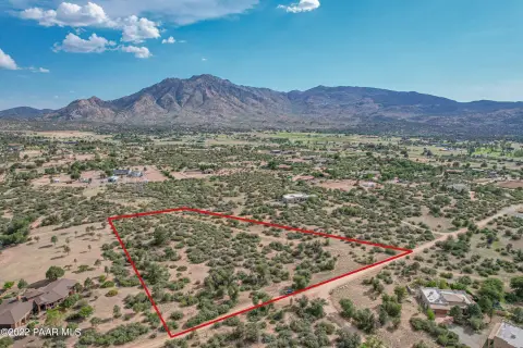 Residential Building Lot with Views