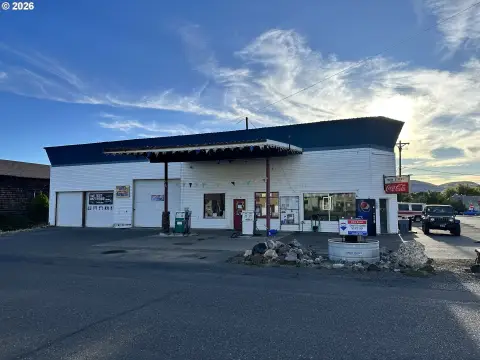 Gas Station with Service Bays
