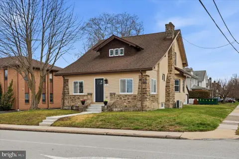 Mixed-Use Property in Haverford Township