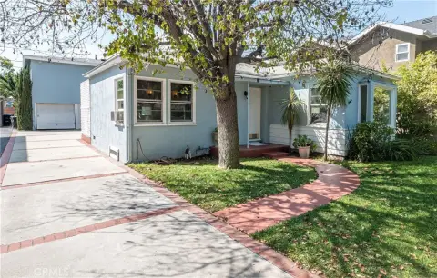 Charming Burbank Duplex with Income