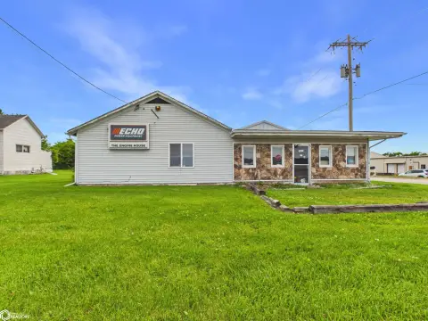 Auto Shop with Expansion Ground