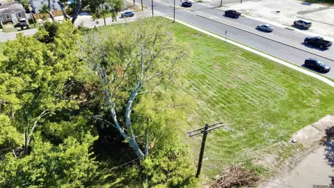 Commercial Corner Lot