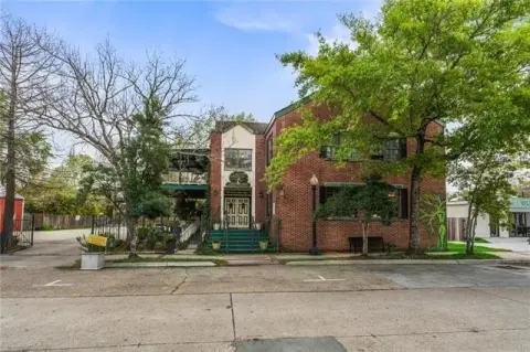 Historic Mixed-Use Property in Slidell