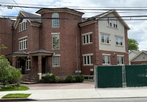 Kew Gardens Multifamily House