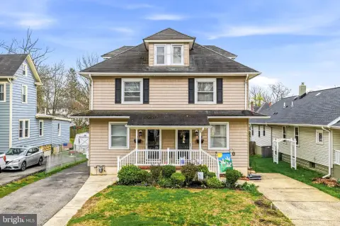 Victorian Duplex in Pitman, NJ