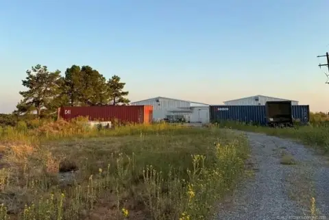 Multi-Building Flex Property